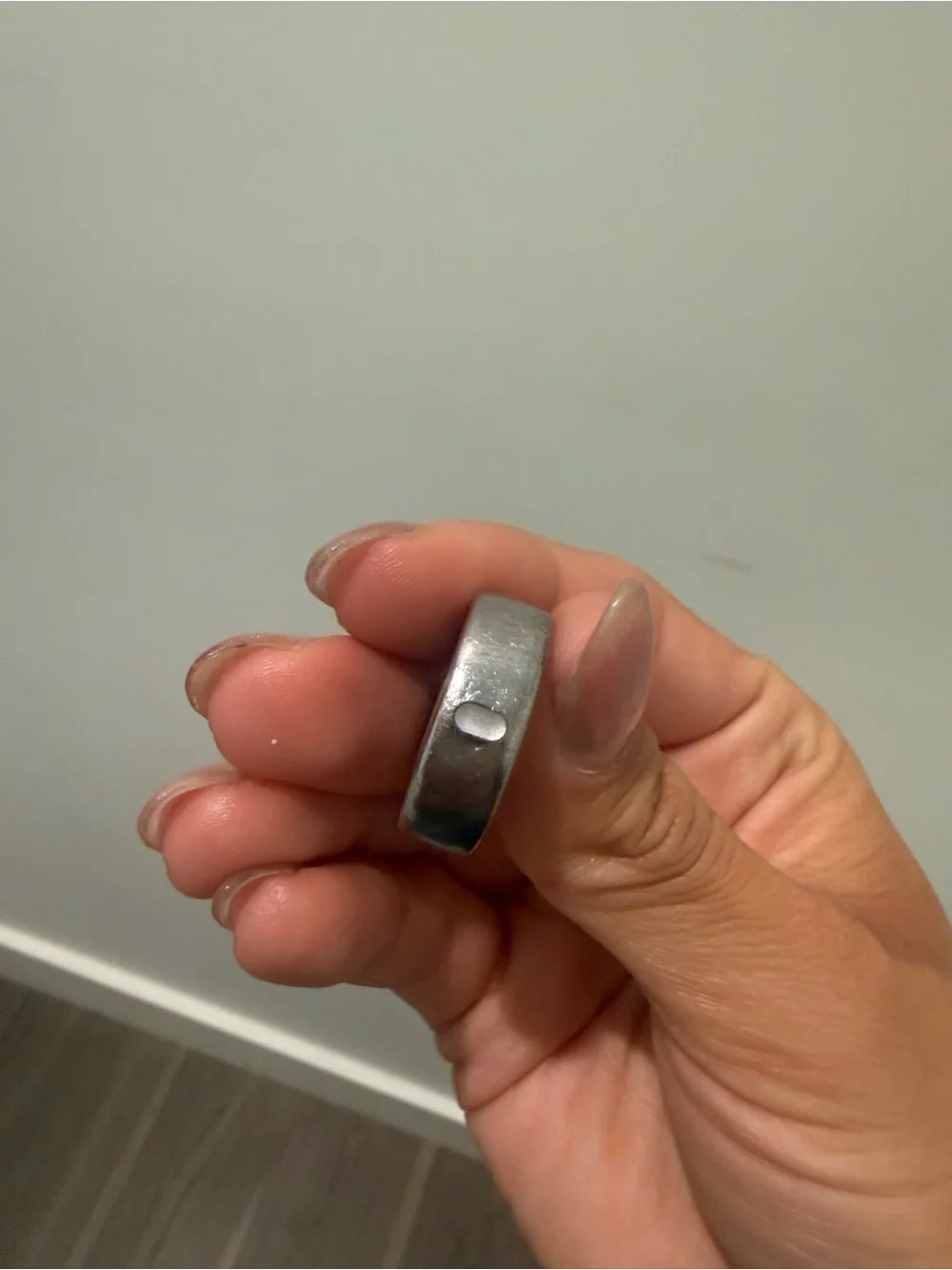 Oura Ring Gen3 Horizon Smart Ring — Silver with Black Interior